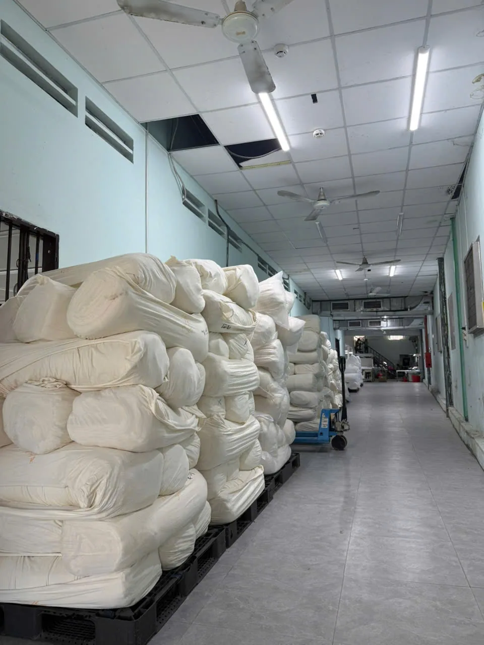 Vải mộc lưu trữ trong nhà xưởng An Phát